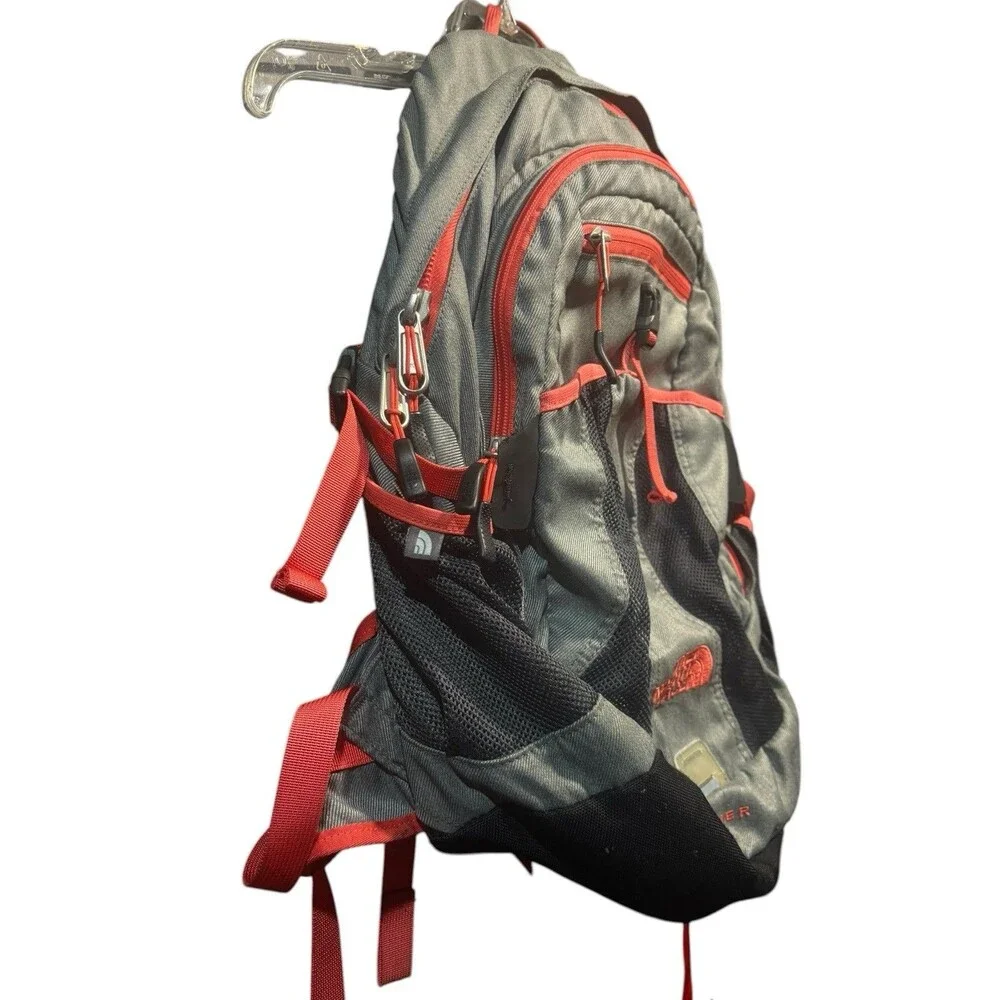 The North Face Rainer Pink/Gray Hiking Backpack Padded Straps